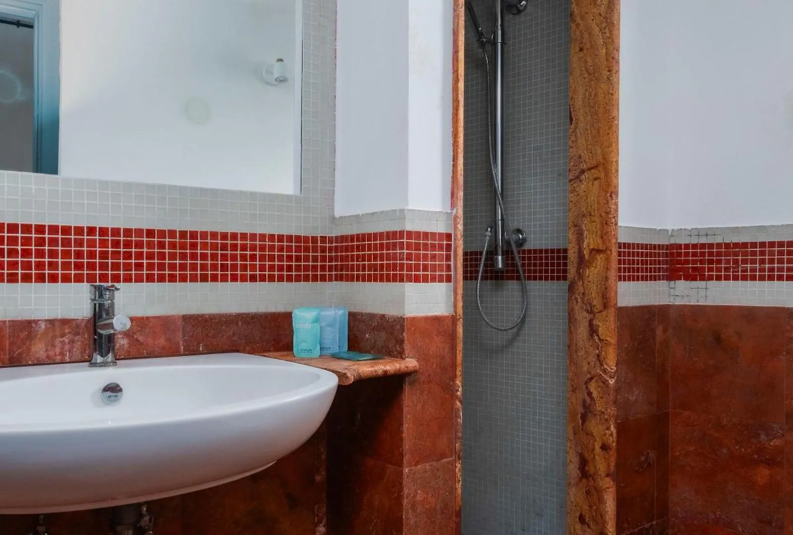 Zen Guest House Liv'In San Lorenzo Roma